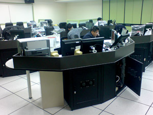 2009-OA Compound Console Desk