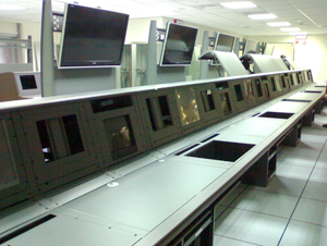 2009 TVBS Console Desk